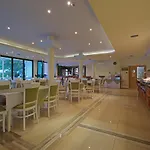 Perla Plaza