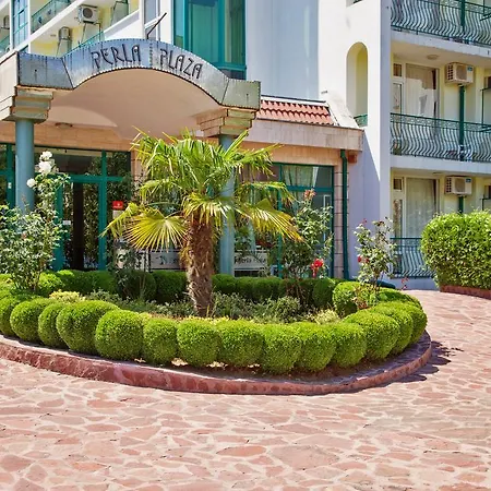 Perla Plaza فندق