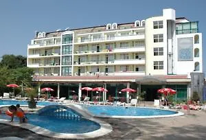 Perla Plaza Hotel Hotel