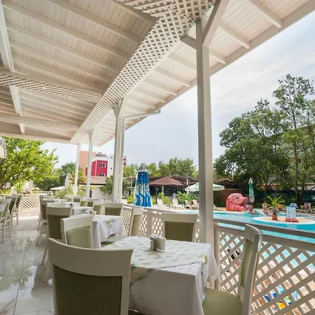 Perla Plaza 3* بريمورسكو