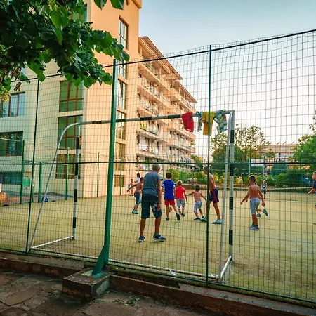 Perla Plaza بريمورسكو