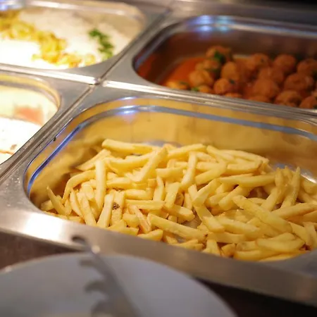 Perla Plaza מלון פרימורסקו